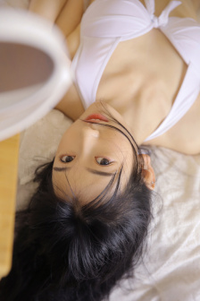 年轻的阿姨完整版